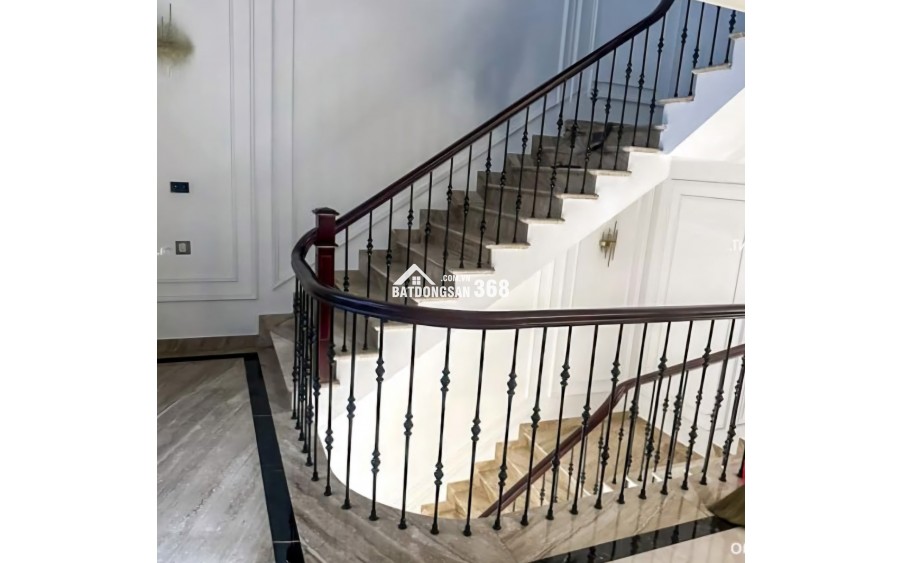 Tôi cho thuê nhà, Chùa Bộc, Phạm Ngọc Thạch, Đống Đa, 220m2x 3T -50 tr